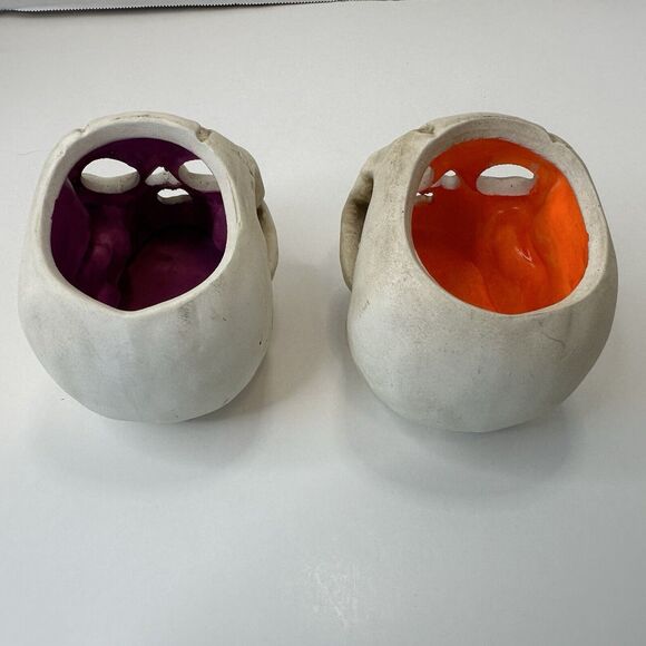 Skulls Ceramic Tea Candle Holders Set of 2 Orange/Purple Halloween Horror Goth - Picture 4 of 16